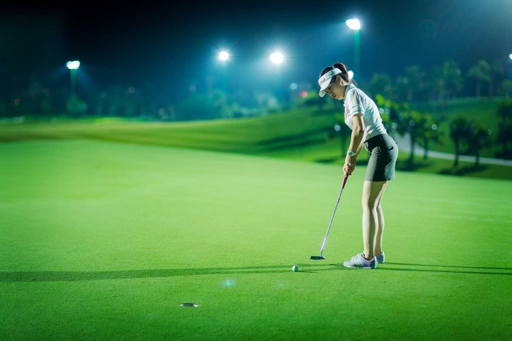 TAN SON NHAT GOLF COURSE